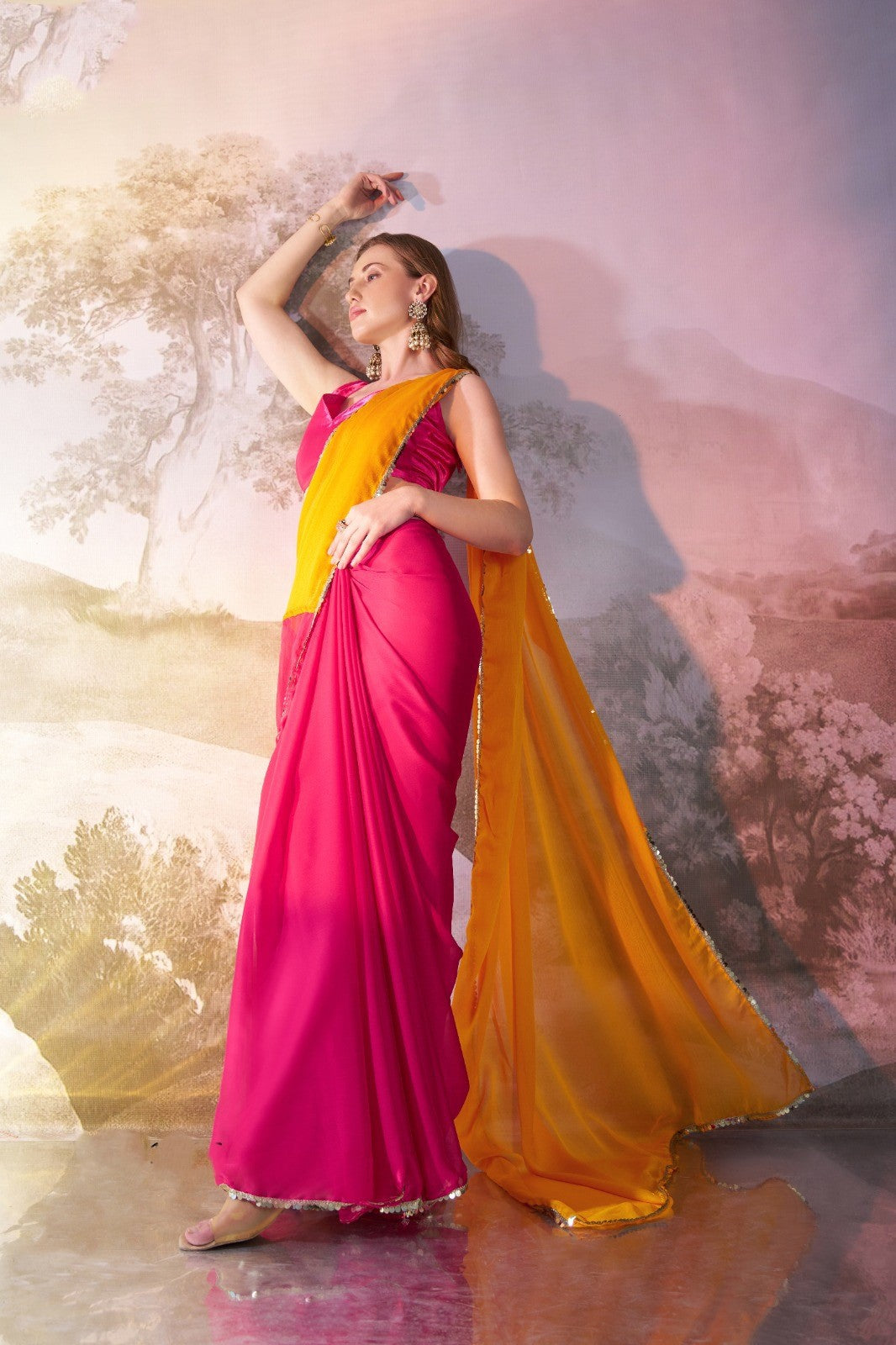 Pink Chiffon Saree With Contrast Pallu and Lace Border